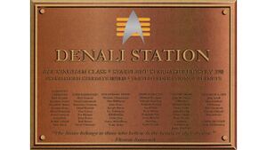 Denali Station plaque (Buckingham).jpg