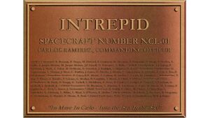 Intrepid plaque (Intrepid).jpg