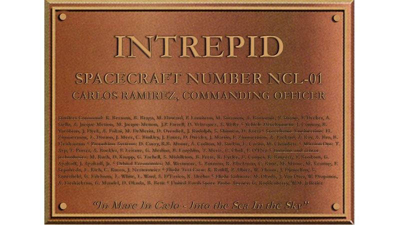 File:Intrepid plaque (Intrepid).jpg